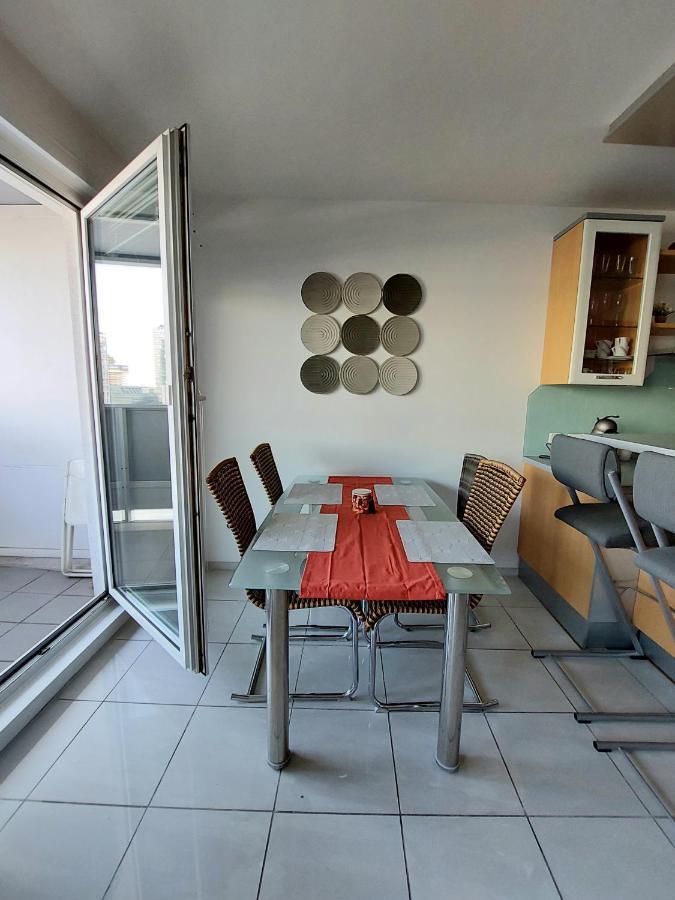 Tower Apartment With Private Terrace Next To Uno Viena Exterior foto